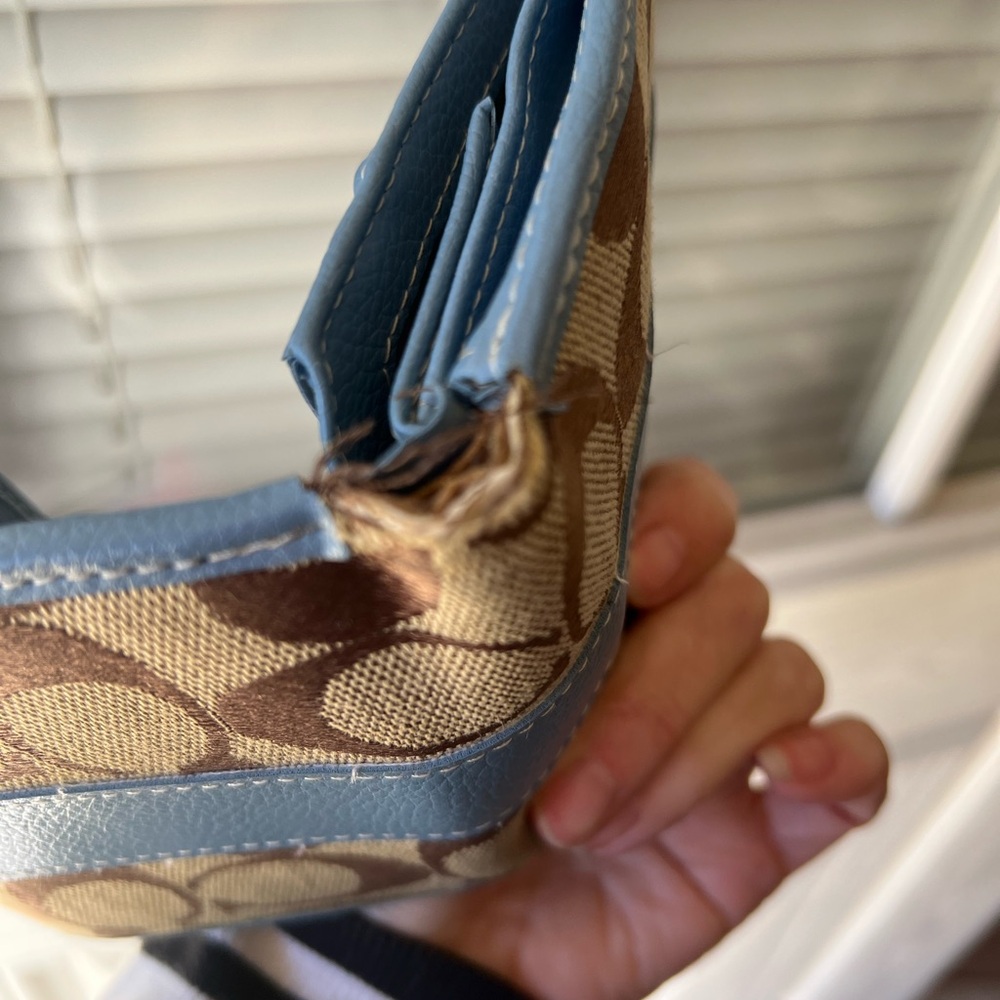 Coach Tan Signature Canvas Wallet with Light Blue Trim - Picture 4 of 4